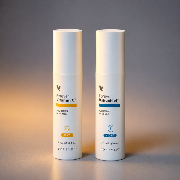 Sérums Forever Vitamin C™ et Forever Bakuchiol™ représentant la routine visage de jour et de nuit