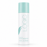Flacon officiel Essence Tonifiante Logic by Forever™ sur fond blanc, soin visage hydratant enrichi en Aloe vera et Sodium Hyaluronate.